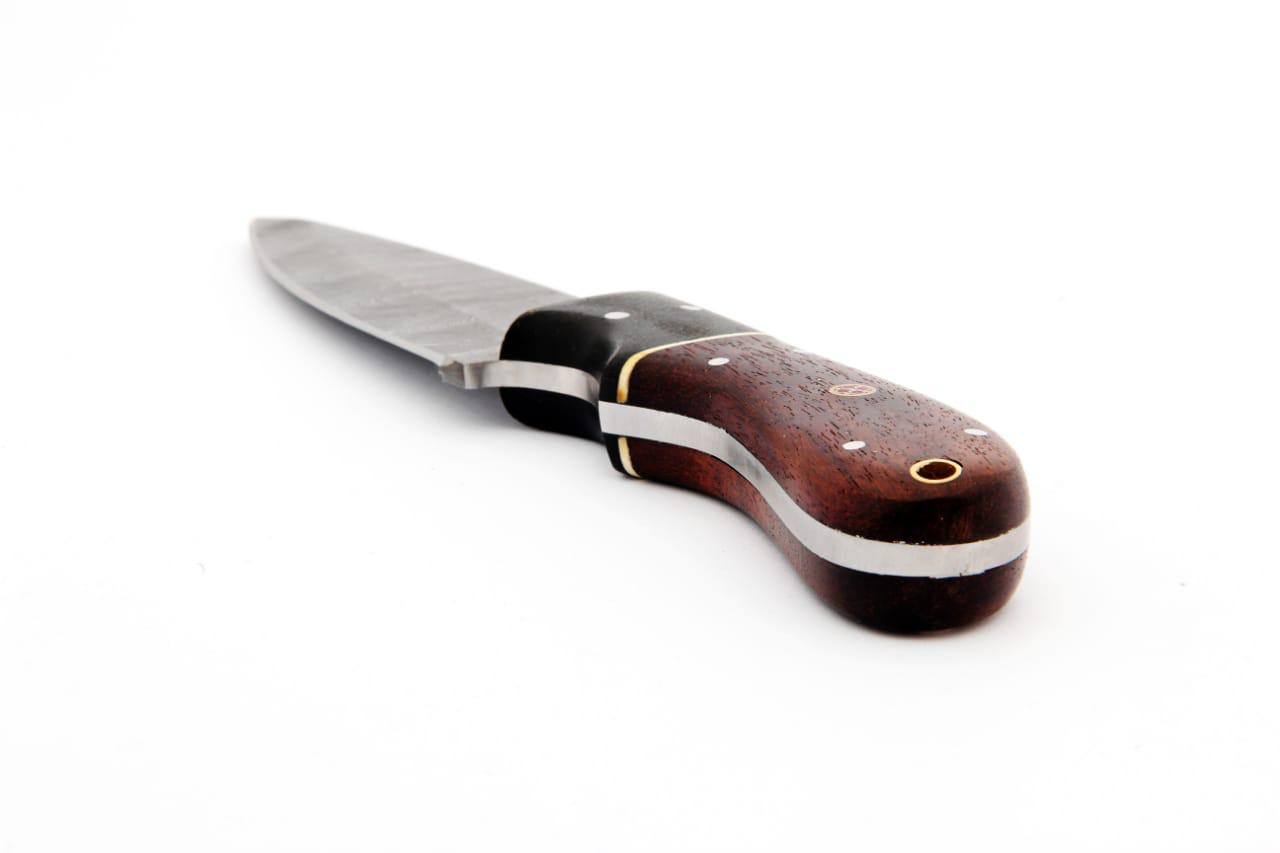 Hunting knife