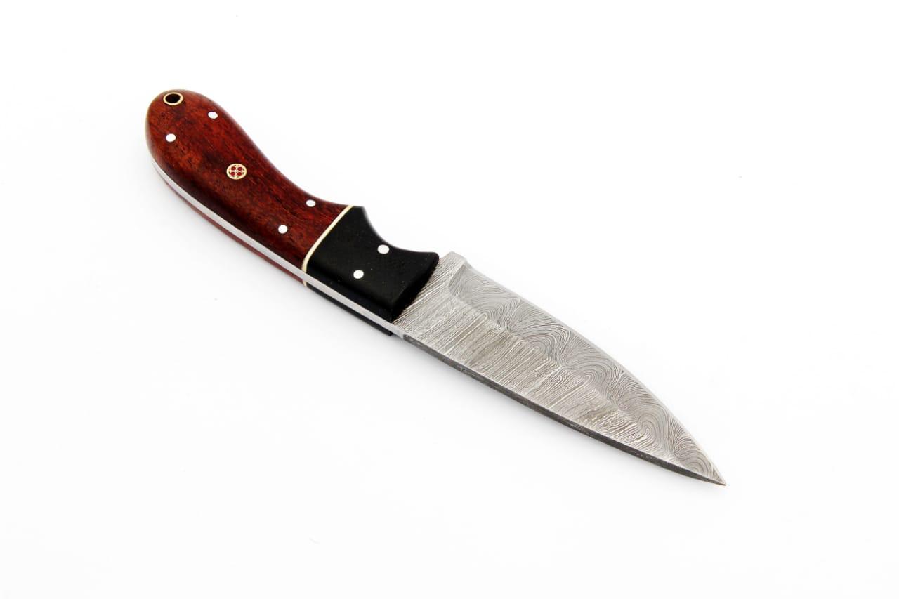Hunting knife